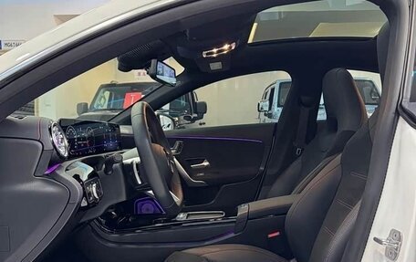 Mercedes-Benz CLA, 2024 год, 4 100 000 рублей, 10 фотография