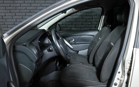 Renault Sandero II рестайлинг, 2017 год, 1 150 000 рублей, 14 фотография