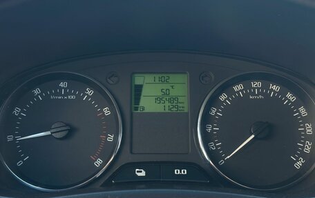 Skoda Fabia II, 2011 год, 380 000 рублей, 14 фотография