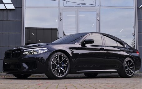 BMW M5, 2018 год, 7 300 000 рублей, 3 фотография