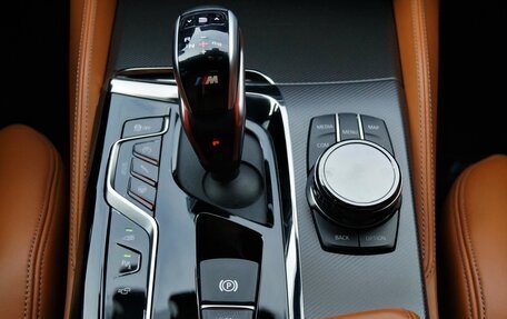 BMW M5, 2018 год, 7 300 000 рублей, 32 фотография