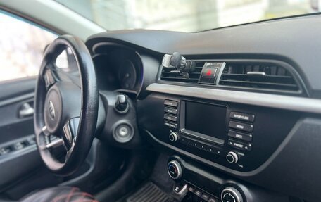 KIA Rio IV, 2017 год, 710 000 рублей, 6 фотография