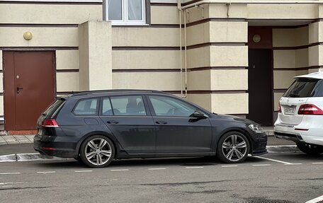 Volkswagen Golf VII, 2018 год, 1 750 000 рублей, 3 фотография