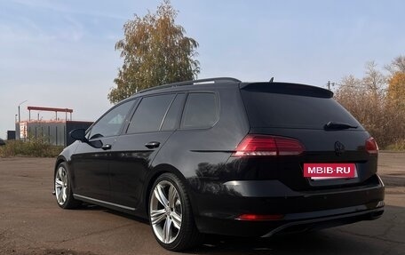 Volkswagen Golf VII, 2018 год, 1 750 000 рублей, 2 фотография