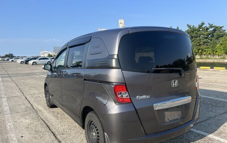 Honda Freed I, 2015 год, 1 300 000 рублей, 9 фотография