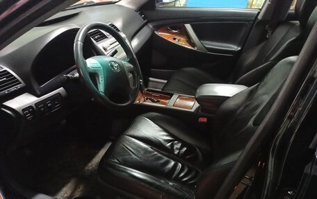 Toyota Camry, 2009 год, 1 100 000 рублей, 4 фотография