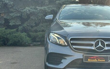 Mercedes-Benz E-Класс, 2019 год, 3 190 000 рублей, 4 фотография