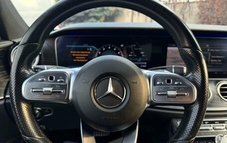 Mercedes-Benz E-Класс, 2019 год, 3 190 000 рублей, 18 фотография