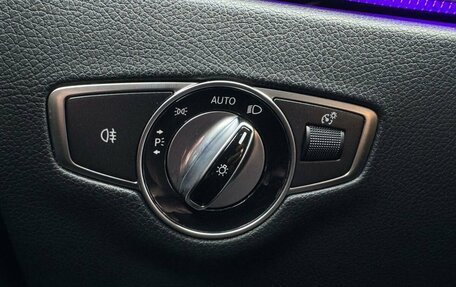 Mercedes-Benz E-Класс, 2019 год, 3 190 000 рублей, 24 фотография