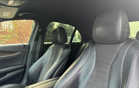 Mercedes-Benz E-Класс, 2019 год, 3 190 000 рублей, 27 фотография