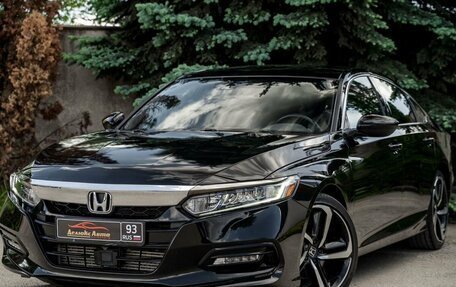Honda Accord IX рестайлинг, 2020 год, 2 360 000 рублей, 10 фотография