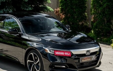 Honda Accord IX рестайлинг, 2020 год, 2 360 000 рублей, 5 фотография