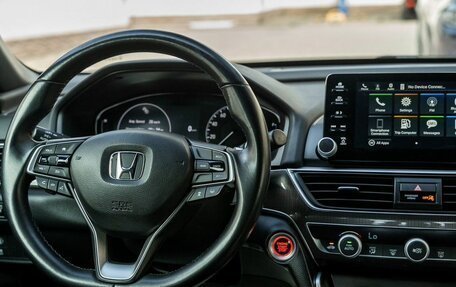 Honda Accord IX рестайлинг, 2020 год, 2 360 000 рублей, 25 фотография