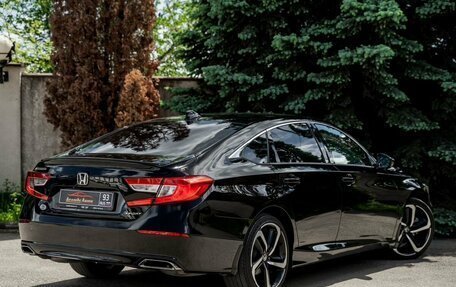 Honda Accord IX рестайлинг, 2020 год, 2 360 000 рублей, 15 фотография