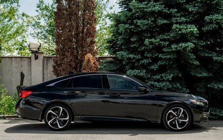 Honda Accord IX рестайлинг, 2020 год, 2 360 000 рублей, 12 фотография
