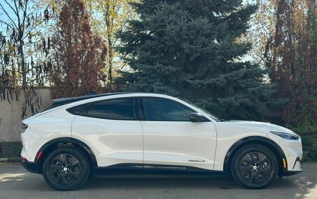 Ford Mustang Mach-E I, 2021 год, 4 600 000 рублей, 10 фотография