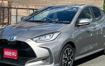 Toyota Yaris, 2021 год, 1 330 000 рублей, 1 фотография