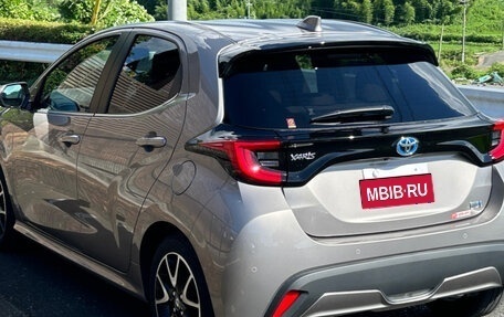 Toyota Yaris, 2021 год, 1 330 000 рублей, 5 фотография