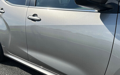 Toyota Yaris, 2021 год, 1 330 000 рублей, 19 фотография