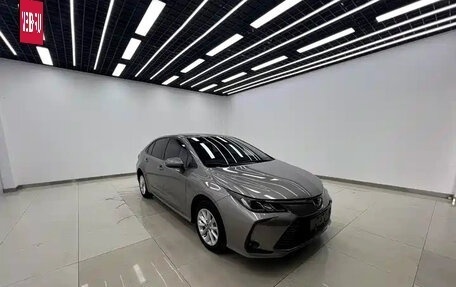 Toyota Corolla, 2022 год, 1 800 000 рублей, 2 фотография