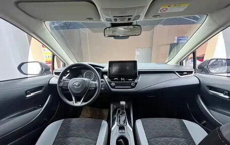 Toyota Corolla, 2022 год, 1 800 000 рублей, 11 фотография