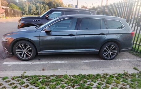 Volkswagen Passat B8 рестайлинг, 2015 год, 1 300 000 рублей, 3 фотография