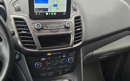 Ford Tourneo Connect II рестайлинг, 2020 год, 2 000 000 рублей, 24 фотография