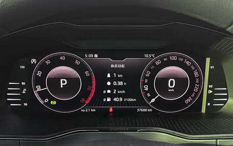 Skoda Superb III рестайлинг, 2022 год, 1 750 000 рублей, 16 фотография