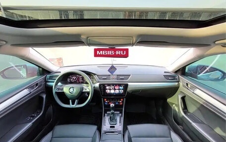 Skoda Superb III рестайлинг, 2022 год, 1 750 000 рублей, 12 фотография