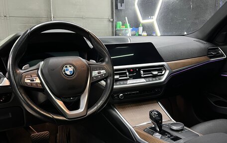 BMW 3 серия, 2019 год, 3 620 000 рублей, 10 фотография