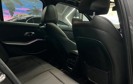 BMW 3 серия, 2019 год, 3 620 000 рублей, 12 фотография