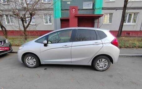 Honda Fit III, 2017 год, 1 000 000 рублей, 8 фотография
