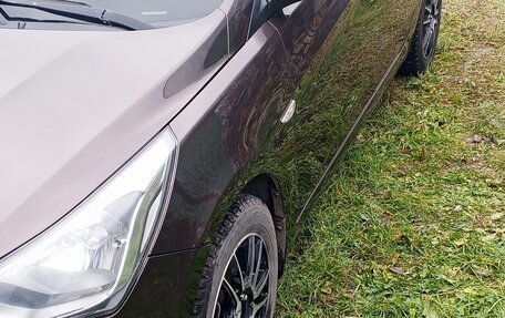 Hyundai Solaris II рестайлинг, 2014 год, 800 000 рублей, 3 фотография