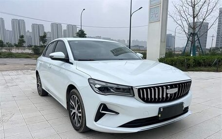 Geely Emgrand, 2025 год, 1 300 000 рублей, 3 фотография