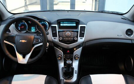 Chevrolet Cruze II, 2012 год, 650 000 рублей, 20 фотография