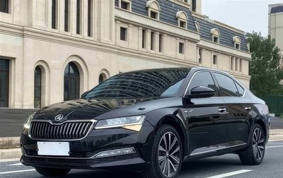 Skoda Superb III рестайлинг, 2025 год, 2 440 000 рублей, 1 фотография