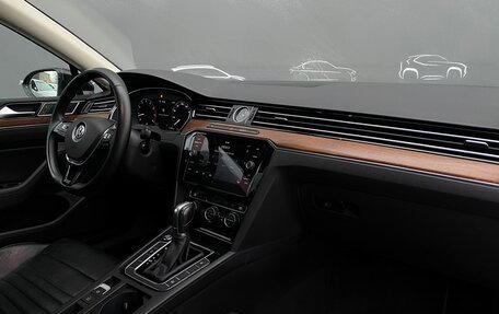 Volkswagen Passat B8 рестайлинг, 2019 год, 2 498 100 рублей, 8 фотография