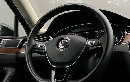 Volkswagen Passat B8 рестайлинг, 2019 год, 2 498 100 рублей, 25 фотография