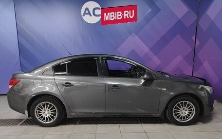 Chevrolet Cruze II, 2010 год, 474 000 рублей, 5 фотография