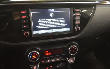 KIA Rio IV, 2018 год, 1 200 000 рублей, 27 фотография