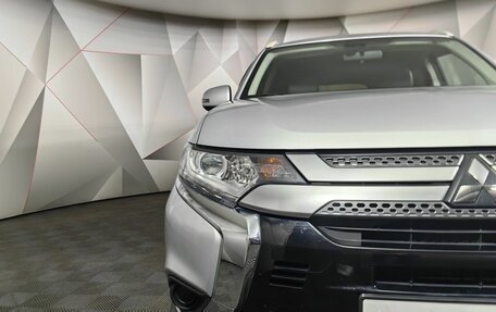 Mitsubishi Outlander III рестайлинг 3, 2019 год, 2 259 000 рублей, 20 фотография