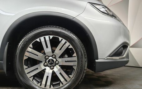 Mitsubishi Outlander III рестайлинг 3, 2019 год, 2 259 000 рублей, 19 фотография