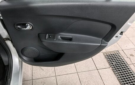 Renault Logan II, 2018 год, 600 000 рублей, 16 фотография