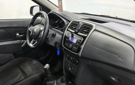 Renault Logan II, 2018 год, 600 000 рублей, 20 фотография