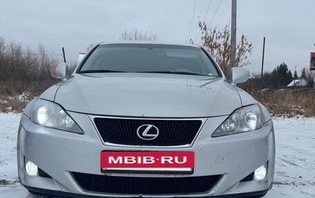 Lexus IS II рестайлинг 2, 2006 год, 860 000 рублей, 14 фотография