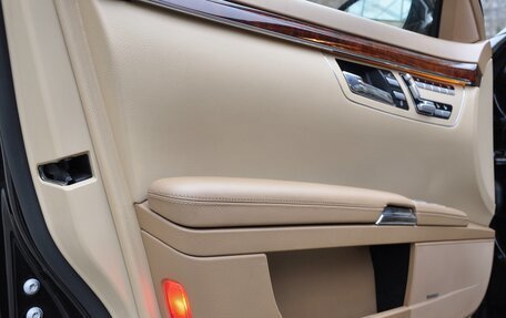 Mercedes-Benz S-Класс, 2007 год, 1 485 000 рублей, 28 фотография