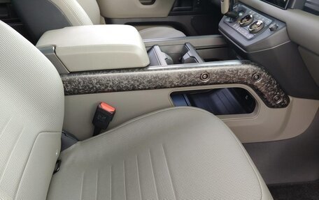 Land Rover Defender II, 2025 год, 27 900 000 рублей, 12 фотография