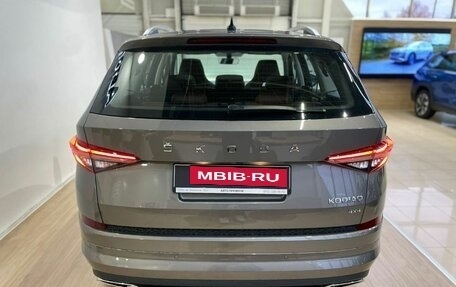 Skoda Kodiaq I, 2025 год, 4 900 000 рублей, 6 фотография