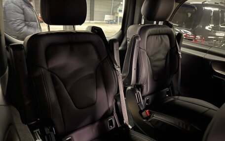 Mercedes-Benz V-Класс, 2025 год, 17 300 000 рублей, 34 фотография
