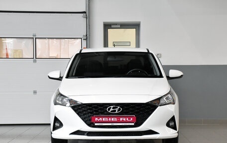 Hyundai Solaris II рестайлинг, 2020 год, 1 699 000 рублей, 5 фотография